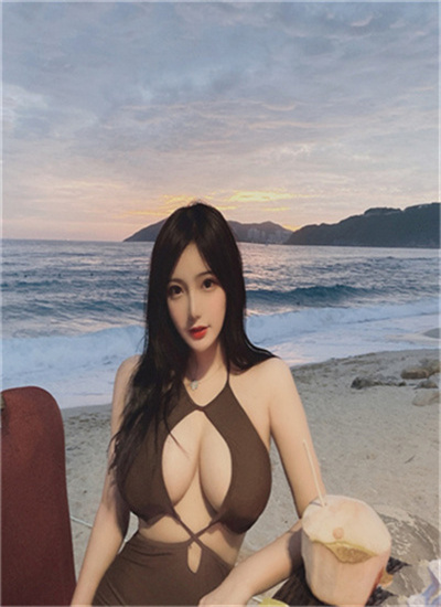 重磅福利微博高颜值好身材女神朵朵重金自购大尺度福利 图 17
