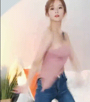 网易CC主播 真空透视装抖胸舞,奶头激凸 小泽佳丽亚清纯 图 01