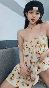 ♆♆ 嫩爹 推荐~万人迷~ ~骚舞~掰逼特写~白浆直流~ 图 02