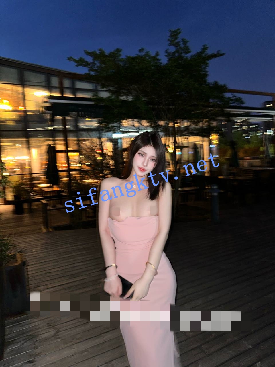 女神级反差婊 瑜宝 8月VIP群付费福利 图 03