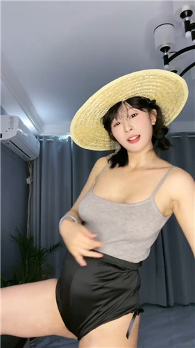 快手主播大财财啊 高能定制大奶裸舞热情摇乳 疯狂插穴爽翻 图 09