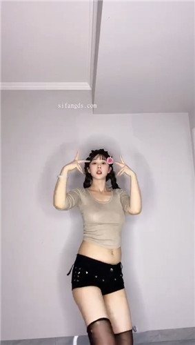 快手主播大财财啊 高能定制大奶裸舞热情摇乳 疯狂插穴爽翻 图 22