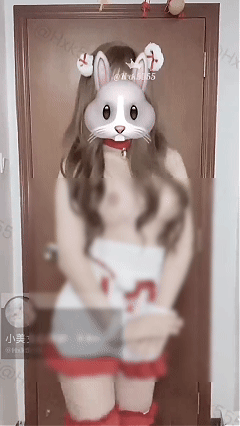 推特新晋福利姬 小美女心碎碎 反差裸舞Q弹动感圆乳抖飞了 图 03