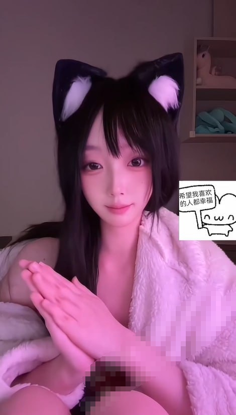 网红 舔甜微 清纯极品妹子 上面正常直播聊天 下面插B自慰【1V】【578M】