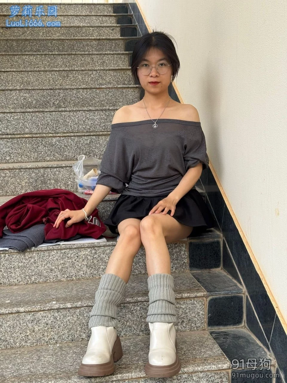 泄密 青岛眼镜妹何薇萌+台球助教唐希沫 衡阳邓煜馨等 图 05