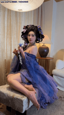 秀人网 杨晨晨 工作室作品 性感古风吊带情趣 超细丁字 图 02